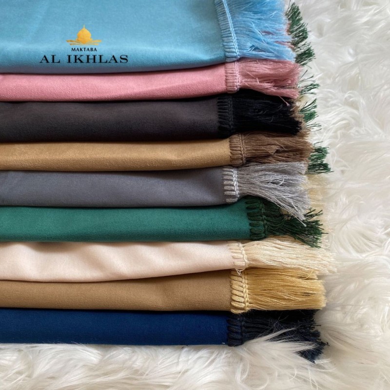 TAPIS DE PRIERE EN VELOURS - PLUSIEURS COLORIS